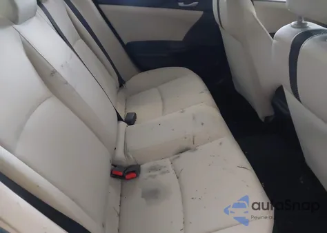 2021 Honda Civic Lx z USA, uszkodzony, nr VIN 2HGFC2F60MH531789